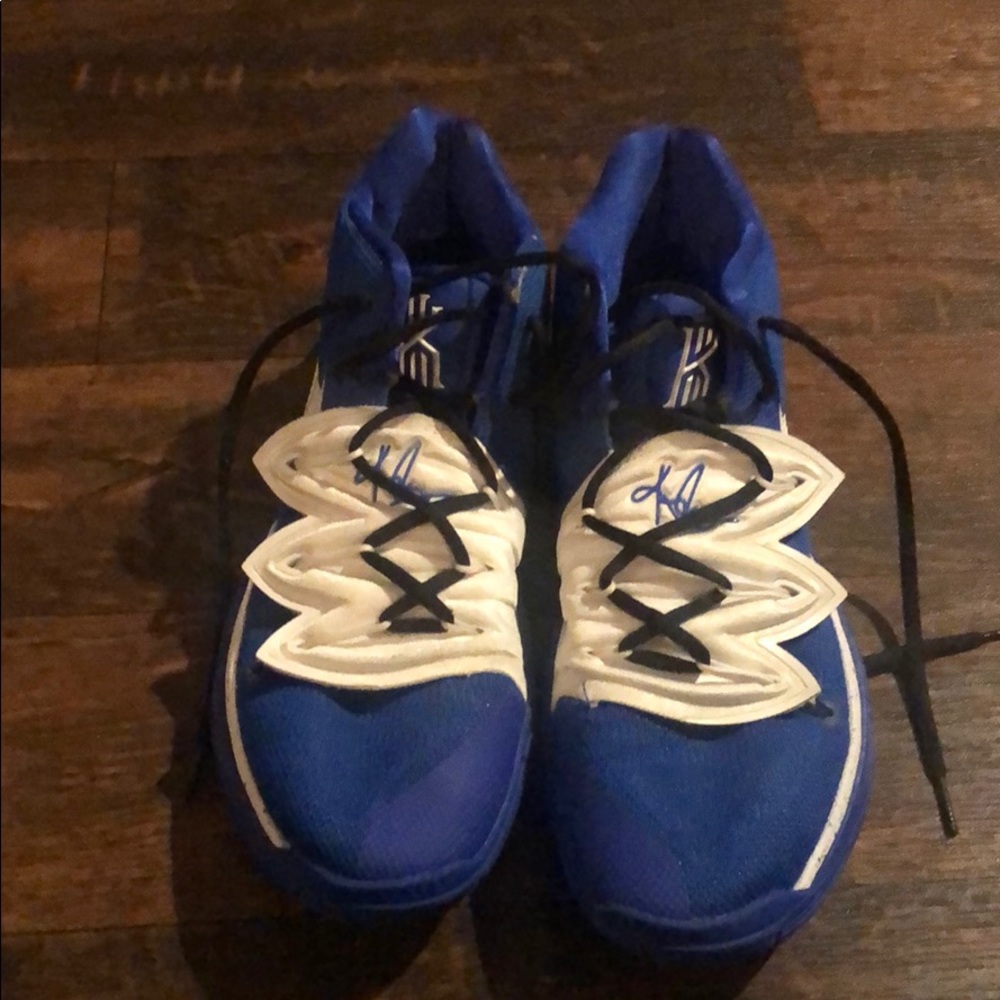 Nike Kyrie 5. Size 9.5 men’s